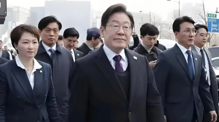 韩国总统大选进入一周倒计时 民调显示李在明保