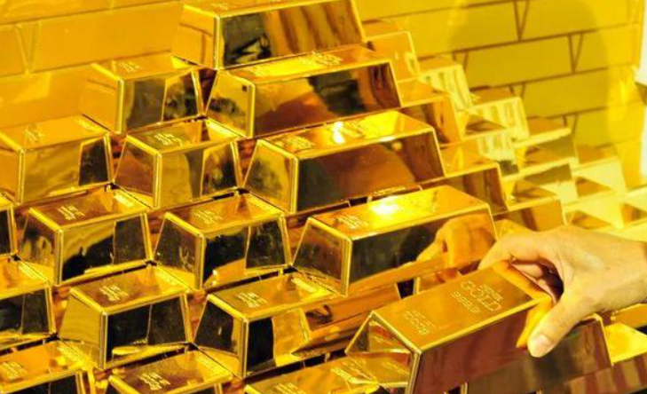 现货黄金涨超0.9%，一度逼近3400美元