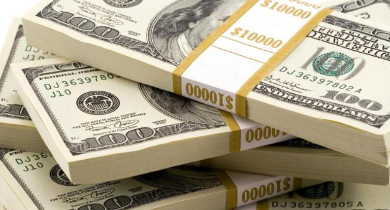特朗普将允许美国养老金投资黄金、加密货币、