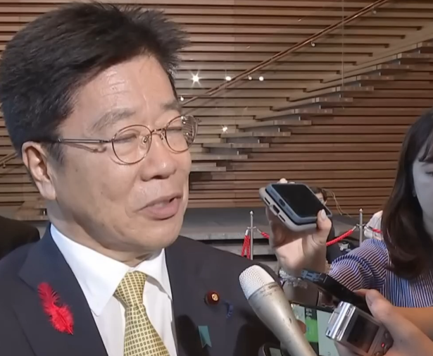 日本财务大臣片山皋月称将在必要时就汇率问题