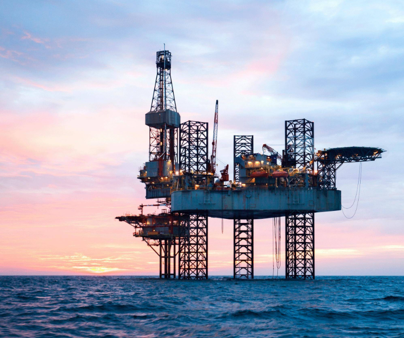 伊朗风险推高油价 金银价格创新高 铜冲高回落